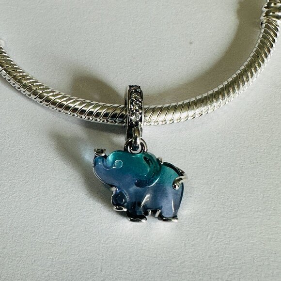 NEW Pandora Blue Murano Glass Elephant Charm / Pandora Charms/Pandora Bracelet - Picture 1 of 5
